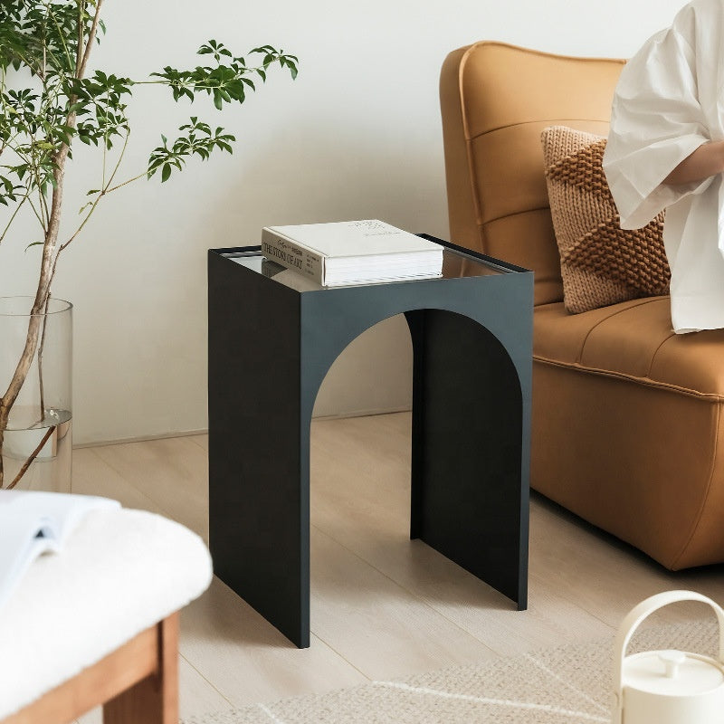 Aurora Table Housenord