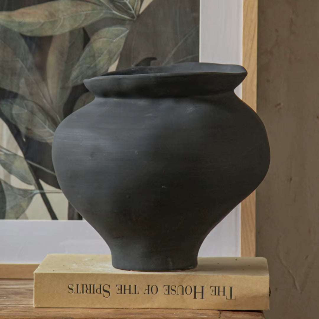 Maison Crest Vase Housenord